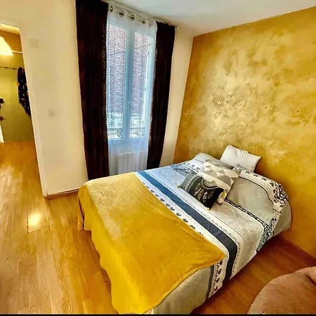 Private Paris